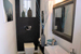 Toilettes du bas