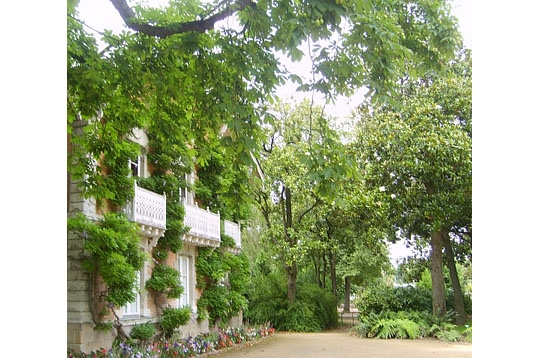 Int�rieurs et jardins de lectrices