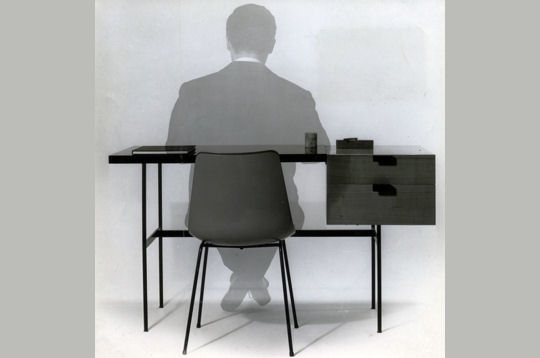 Pierre Paulin : chaise et bureau CM141